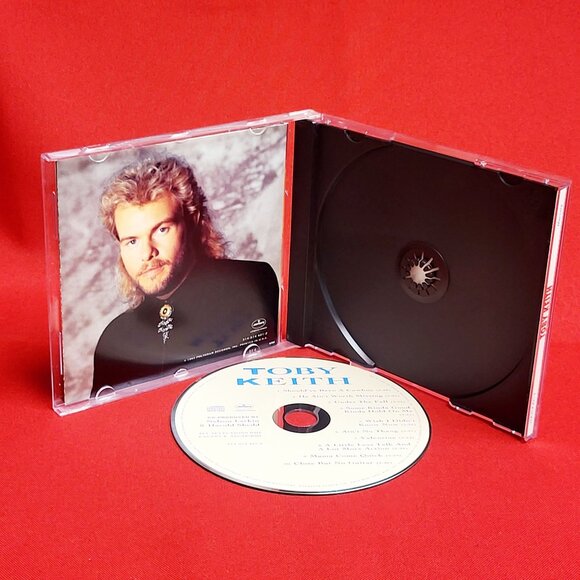 Toby Keith Audio CD 1993 Debut Album Country Music Legend - Picture 6 of 8